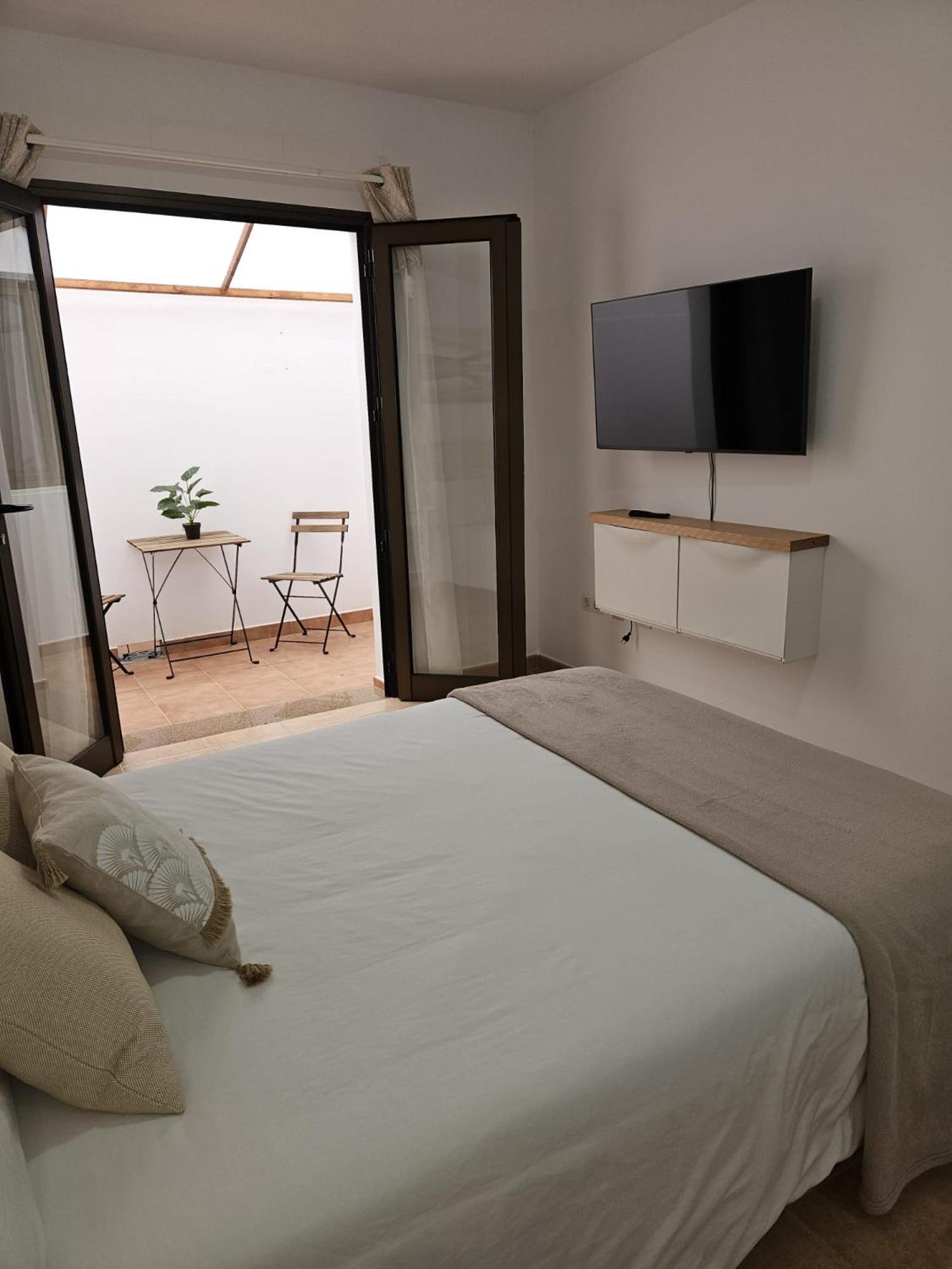 Casa La Molina Apartment San Bartolome  Luaran gambar
